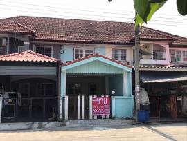 ทาวน์เฮ้าส์2ชั้น หมู่บ้านณัฐวรรณ สุวินทวงศ์ หนองจอก กรุงเทพ