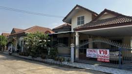 ขายบ้านในหมู่บ้านชลลดา3 ใกล้ห้างสรรพสินค้าโรบินสันสระบุรี ราคา2.8ล้านเท่านั้น