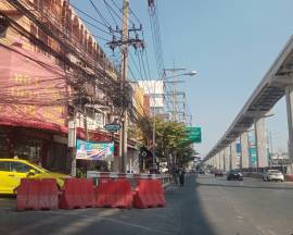 ที่ดินพร้อมสิ่งปลูกสร้าง 50 ตรว. ในซอยพิงนคร 4 แจ้งวัฒนะ 14 เมืองทอง 1 