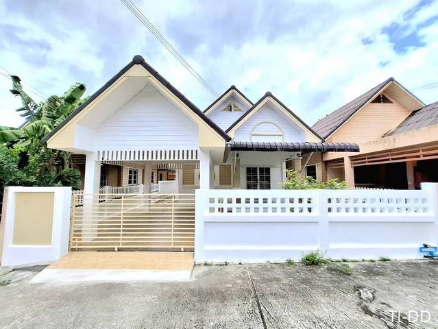 บ้านมินิมอล หมู่บ้านบุญรักษา 42 ตารางวา ติดถนน ผ่อนเพียงเดือนละ 6000 บาท