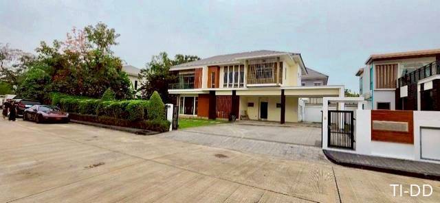 บ้านเดี่ยว 2 ชั้น เพอร์แฟคมาสเตอร์พีชสุขุมวิท 77 โซนส่วนตัว ที่ดิน 171.5 ตารางวา ราคา 49 ล้านบาท
