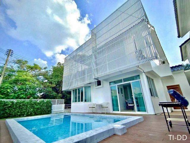 ให้เช่า 45,000 บาท/เดือน ขาย 6.5 ล้าน #โซนหางดง บ้านพูลวิลล่า ในโครงการหรู ใกล้เมืองเชียงใหม่ บ้านสวยพร้อมอยู่