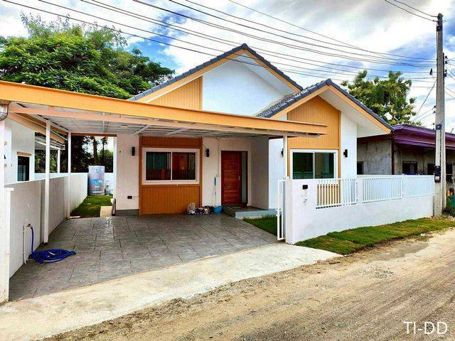 ขายเพียง 1.99 ล้าน 45 ตรว. – #สันปูเลย #ดอยสะเก็ด บ้านเดี่ยวชั้นเดียว บ้านสวยพร้อมอยู่ ของแถมจัดเต็ม ทำเลดี เดินทางสะดวก ไม่ลึกลับ