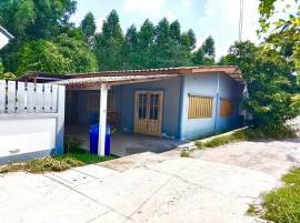 ขายบ้านเดี่ยวสำนักบกเมืองชลบุรี ขายด่วนบ้านเดี่ยวสำนักบกราคาถูก บ้านชั้นเดียวเนื้อที่กว้างขวาง 56  ตรว. 2  นอน  1  น้ำ