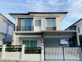 บ้านเดี่ยว หลังใหญ่ ปรับปรุงใหม่ ว่างให้เช่าบ้านทำใหม่ทั้งหลัง พร้อมเฟอร์และเครื่องใช้ไฟฟ้า