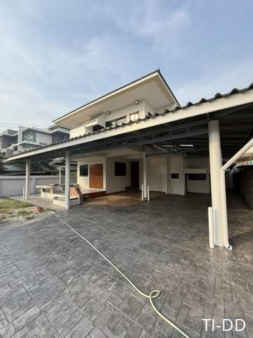 รหัสC6929 ให้เช่าบ้านเดี่ยว 2 ชั้น ซอยสังคมสงเคราะห์ ถนนลาดพร้าว ใกล้เซ็นทรัลอีสวิลล์