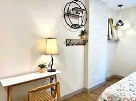 The Clover Thonglor Convenient comfortable peaceful 2nd floor BTS Thonglor