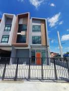 รหัสC6932 ให้เช่าโฮมออฟฟิศ 3ชั้น พร้อมโกดัง ย่านบางใหญ่ นนทบุรี ซอยกันตนา ใกล้ รพ.บางใหญ่