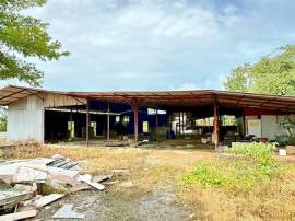 พร้อมโกดังขนาด 652ตร.ม.ติดถนนใหญ่พระราม 2  ให้เช่าที่ดินถมแล้ว 1-0-52 ไร่ สำนักงานขนส่งกทม.พื้นที่1 3.6 กม. รร.สวนกุหลาบ ธนบุรี 4.3 กม. 