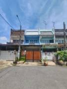 ขายต่ำกว่าทุน ทาวน์เฮาส์ 2 ชั้น หมู่บ้านคลองจั่นวิลล่า 3 นวมินทร์ 147