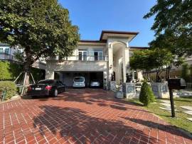 ขายบ้านพร้อมอยู่ Grand Crystal ติดถนนประดิษฐ์มนูธรรม เลียบทางด่วนเอกมัย-รามอินทรา เกษตร-นวมินทร์ นวลจันทร์