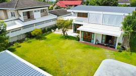  เดอะมอล์ บ้านคฤหาสน์2ชั้น 5นอน ตลาดปัฐวิกรณ์ 3 กม. MRT บางกะปิ 2.2 กม.600ตร.ม. บนที่ดินครึ่งไร่ นวมินทร์ 22-28   MRTลาดพร้าว101 2.8 กม. 