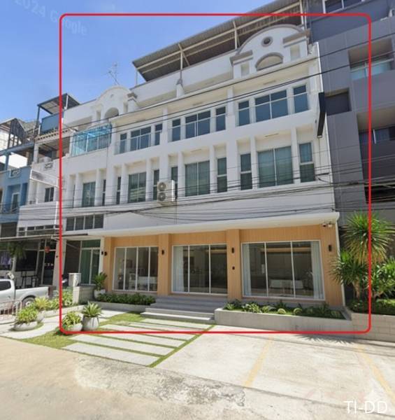 โชว์รูม เลียบด่วนเอกมัย-รามอินทรา 3กม.KPIS Inter Sch. 3.3กม. แอร์ใหม่ 11 ตัว เช่าอาคาร3คูหา 6ชั้น   รถไฟฟ้ารามอินทรา กม.9 490ม. แฟชั่น 15นอน