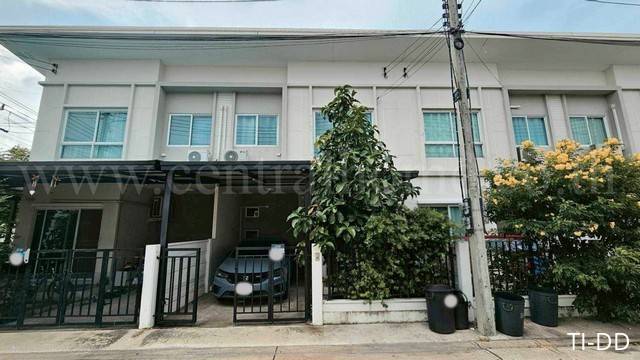 ให้เช่า ทาวน์โฮม เจ ทาวน์ เอ็กคลูซีฟ รังสิต - คลอง 1 บ้านสวย พร้อมอยู่