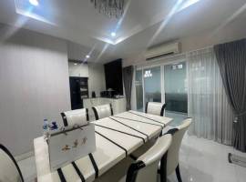 ทาว์นโฮม 3ชั้นหมู่บ้านภณาสิริเรสซิเด็นท์ 3ห้องนอน ซ.มัยลาภ มีเฟอร์ครบ พร้อมอยู่