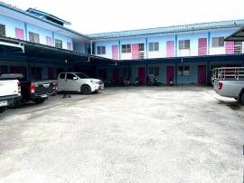 ขายหอพักชลบุรี 22 ห้องใกล้นิคมอมตะ รายได้ต่อเดือนเฉลี่ยกว่า 50,000–60,000 บาท