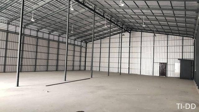 BR 1466 ให้เช่าโกดังใหม่ บางละมุง ชลบุรี ติดถนนสุขุมวิท พื้นที่ 300 - 900 ตร.ม. รถเทรลเลอร์เข้าได้ โกดังสำเร็จรูปสร้างใหม่