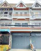 ม.เกริก รามอินทรา กม.2 ให้เช่าอาคารพาณิชย์ 3 ชั้น เซ็นทรัล รามอินทรา 1.7 กม. รามอินทรา11-17 รีโนเวทใหม่ทั้งหลัง 18 ตร.วา.