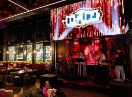 เซ้งด่วนร้านเหล้า ทองหล่อ 10 พร้อมพนักงาน  พื้นกว่า 450 ตรม พร้อมเวที