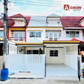 หมู่บ้าน้ด่นชัย ซอยมังกร บ้านสวย ทำเลดี รีโนเวทใหม่ทั้งหลัง เฟอร์ฯครบ พร้อมเข้าอยู่