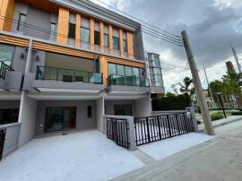 HR 6190 ให้เช่า Smart townhome ใหม่ 3 ชั้น โครงการ EIGEN พระราม 9 ซอยอ่อนนุช