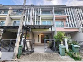 ให้เช่าทาวน์โฮม 3 ชั้น ขนาด 21 ตรว วิสต้า ปาร์ค พระราม 2 หลังเซ็นทรัลพระราม 2 พร้อมเฟอร์ครบ