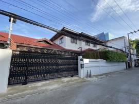 ด่วนๆบ้านพร้อมเช่า หลังใหญ่ เฟอร์ครบ โซนอารีย์ ถนนพหลโยธิน 5 ถนนพระราม 6 ทำเลดี สะดวก ใกล้ BTS อารีย์ 1.2 ก.ม.