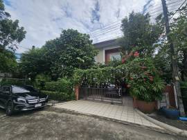 บ้านเดี่ยวหลังมุมตกแต่งสวยมาก สไตล์ คาเฟ่ คลาสสิกวินเทจ โครงการ : รสา พาร์คเลน วัชรพล 