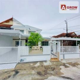 หมู่บ้านพฤกษา 3 ซอยวัดลาดปลาดุก หลังมุม มีมุมพักผ่อนจัดสวนสวยๆ เฟอร์นิเจอร์ครบพร้อมอยู่