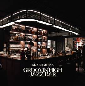 เซ้งร้านด่วน บรรทัดทอง ติดถนนใหญ่  ตรงข้ามซอยจุฬา 30 ตรงข้ามร้านมีลานจอดรถ