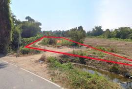 ที่ดินเปล่า 1-1-9.3 ไร่ ต.ดอนรวก อ.ดอนตูม จ.นครปฐม ใกล้โรงเรียนวัดห้วยกรด