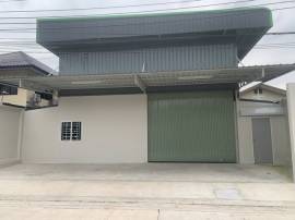 เช่าโกดัง  บางกระดี่ ซอย 8 แขวงแสมดำ เขตบางขุนเทียน  กรุงเทพ