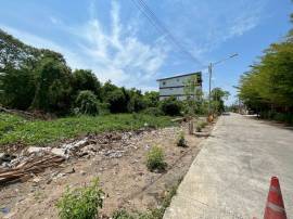 ให้เช่าที่ดินเปล่าทำเลทอง 200 ตร.ว. ใกล้โรงพยาบาลกระทุ่มแบน เพียง 150 เมตร