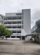 ให้เช่าพื้นที่สำนักงาน ชั้น 5 (ทั้งชั้น) พื้นที่ใช้สอย 264 ตร.ม ซอยสันติภาพ ใกล้สถานทูตรัสเซีย ใกล้ BTS สถานีช่องนนทรี และ MRT สามย่าน