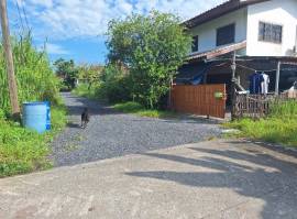 ขายที่ดิน 62 ตรว. ติดถนนใกล้หมู่บ้านโดมทอง อ.เมืองปทุมธานี จ.ปทุมธานี