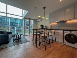 ขายคอนโด Duplex เอกมัย D65 Sukhumvit65 รีโนเวทใหม่ 63 ตรม. ใกล้ BTS เอกมัย เพียง 4.39 ลบ.