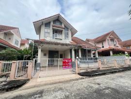 บ้านเดี่ยว วรารักษ์ รังสิต-คลอง 3  ซอย 1 ถนนเลียบคลองสาม ตำบลคลองสาม อำเภอคลองหลวง จังหวัดปทุมธานี