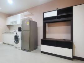 ให้เช่า คอนโด เมโทรพาร์คสาทร เฟส 3 ขนาด 31 ตรม. ชั้น 5 วิวสระ โล่งสบาย พร้อมเครื่องซักผ้า