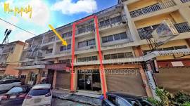 ขายทาวน์เฮ้าส์ 4 ชั้นเข้า-ออกได้หลายซอย ประดิษฐมนูธรรม 10, ลาดพร้าว 87, ลาดพร้าว 83 ขนาด 27 ตร.ว. พื้นที่ใช้สอย เกือบ 300 ตร.ม. ME-190